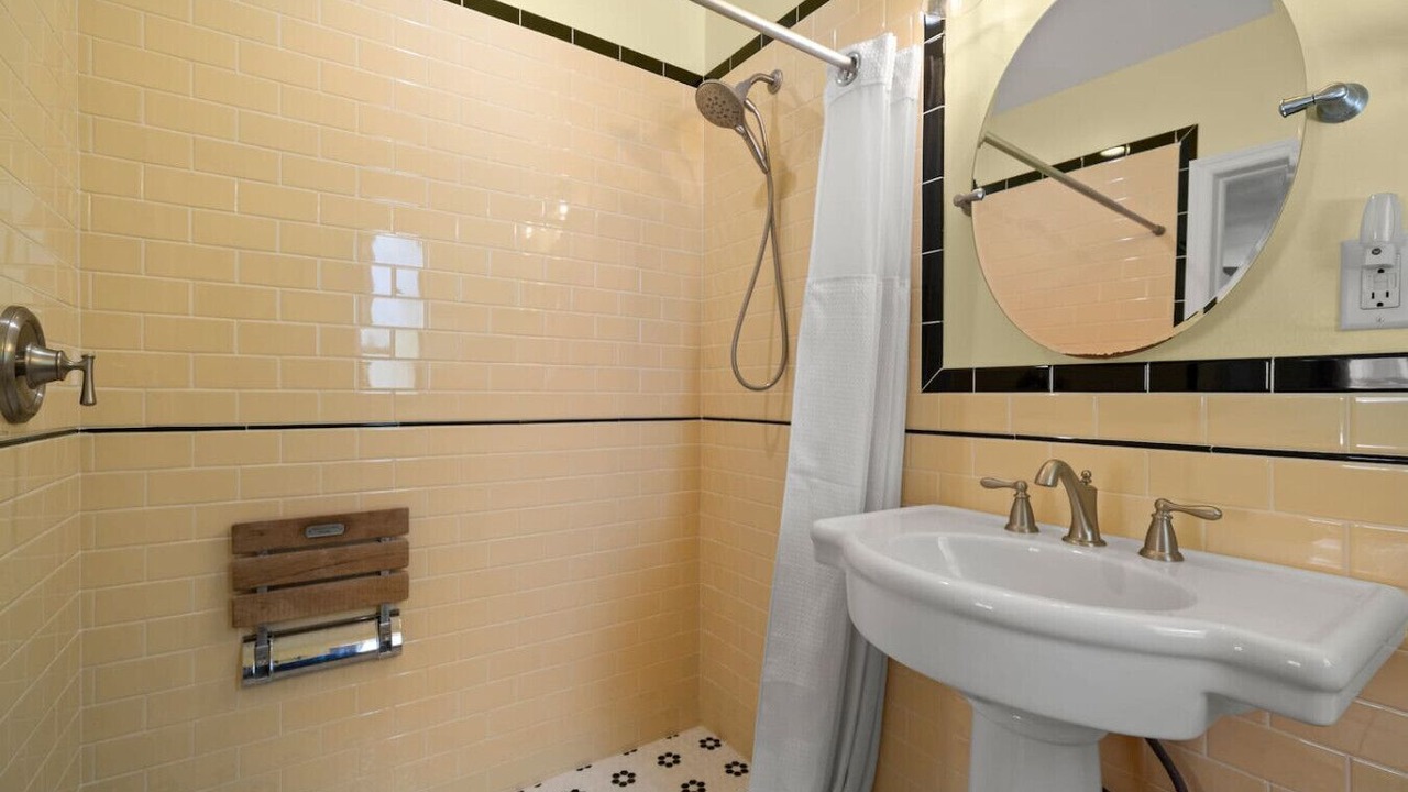 Photo of Bathroom in Bradenton