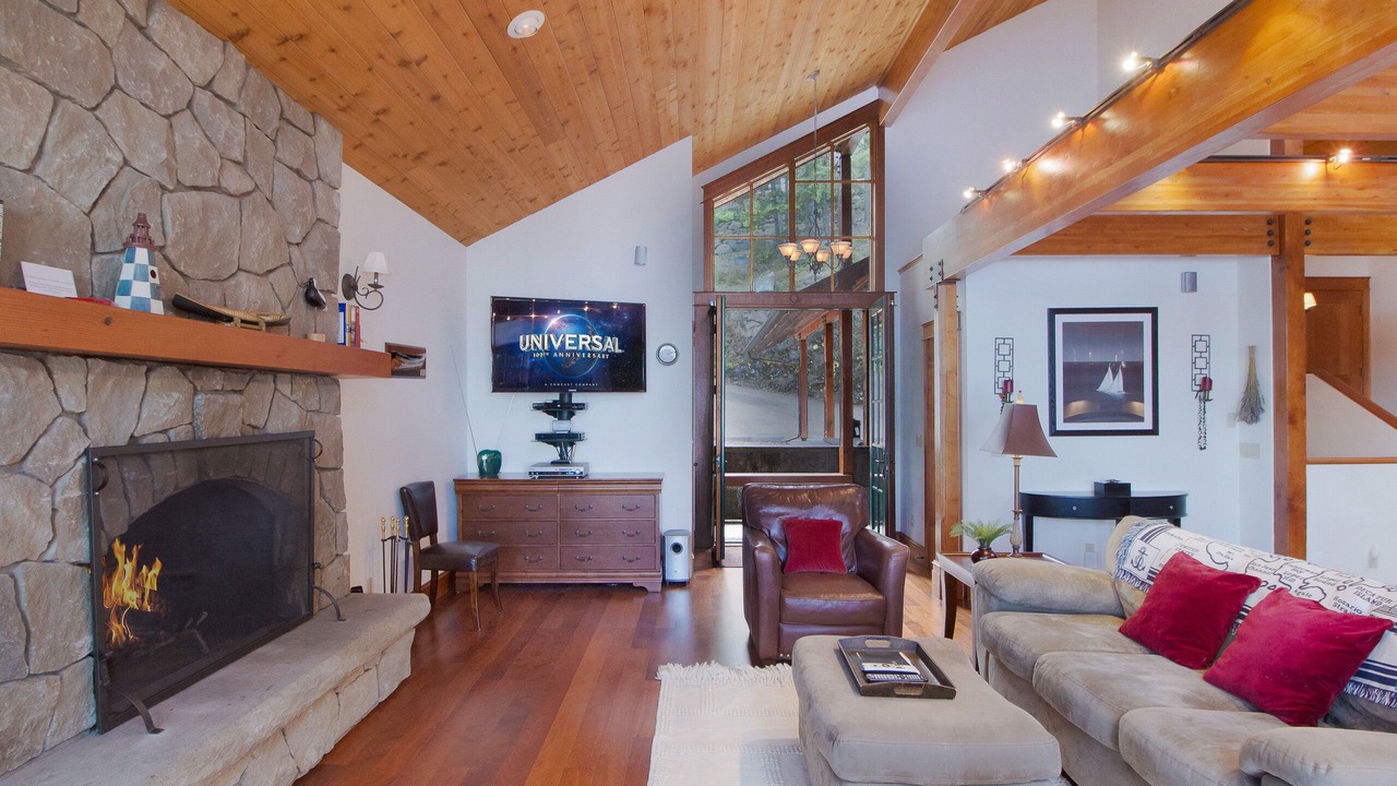 Photo of Livingroom in Friday Harbor