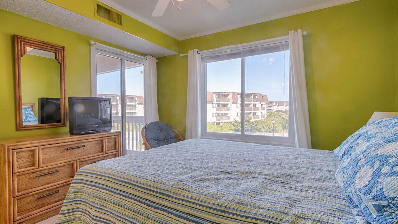 Photo of Bedroom in Morehead City