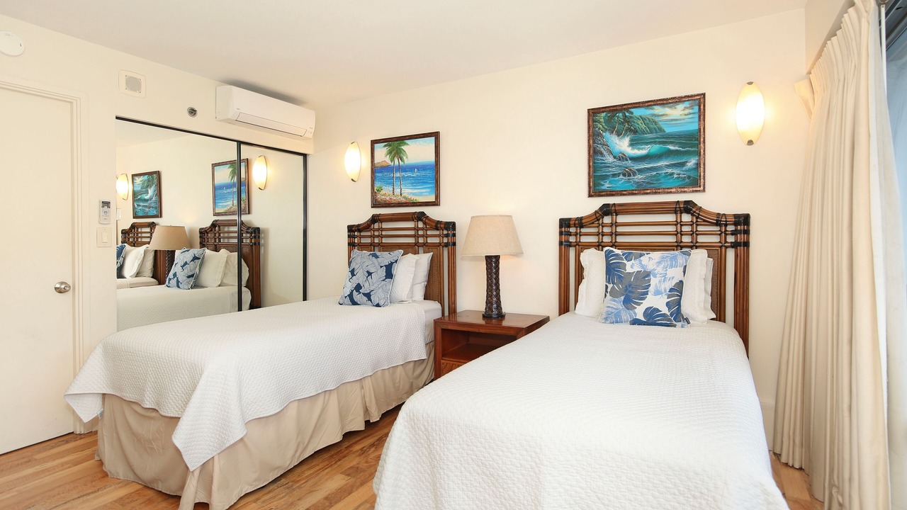 Photo of Bedroom in Waikiki
