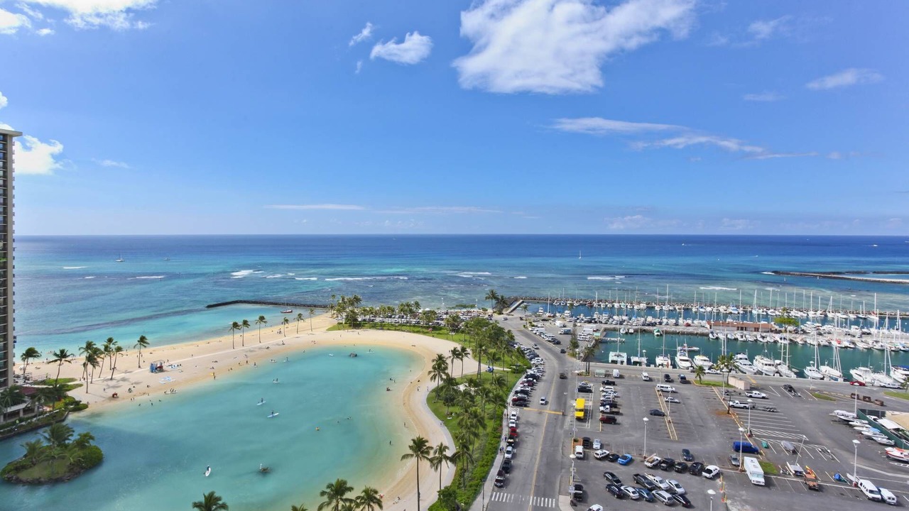 Photo of Others in Waikiki