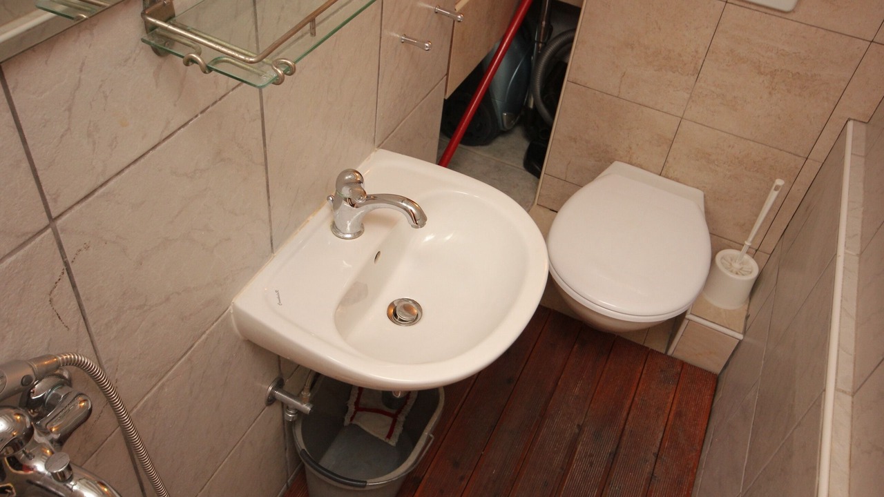 Photo of Bathroom in Komiza