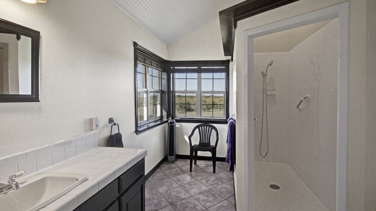 Photo of Bathroom in Farmersville