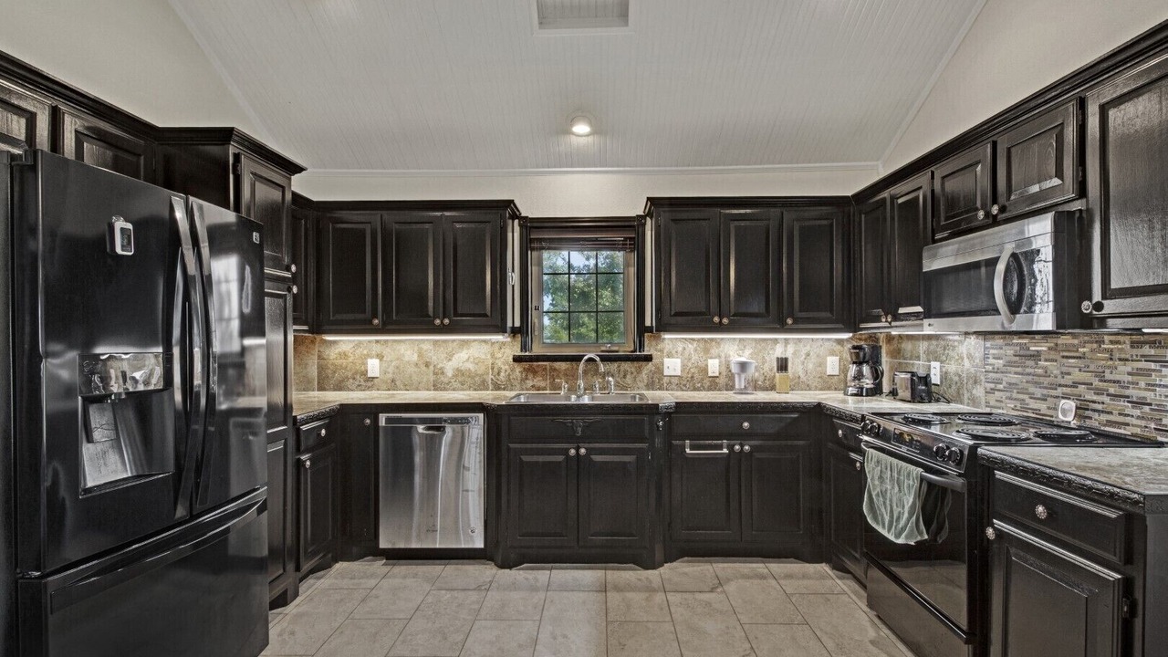 Photo of Kitchen in Farmersville