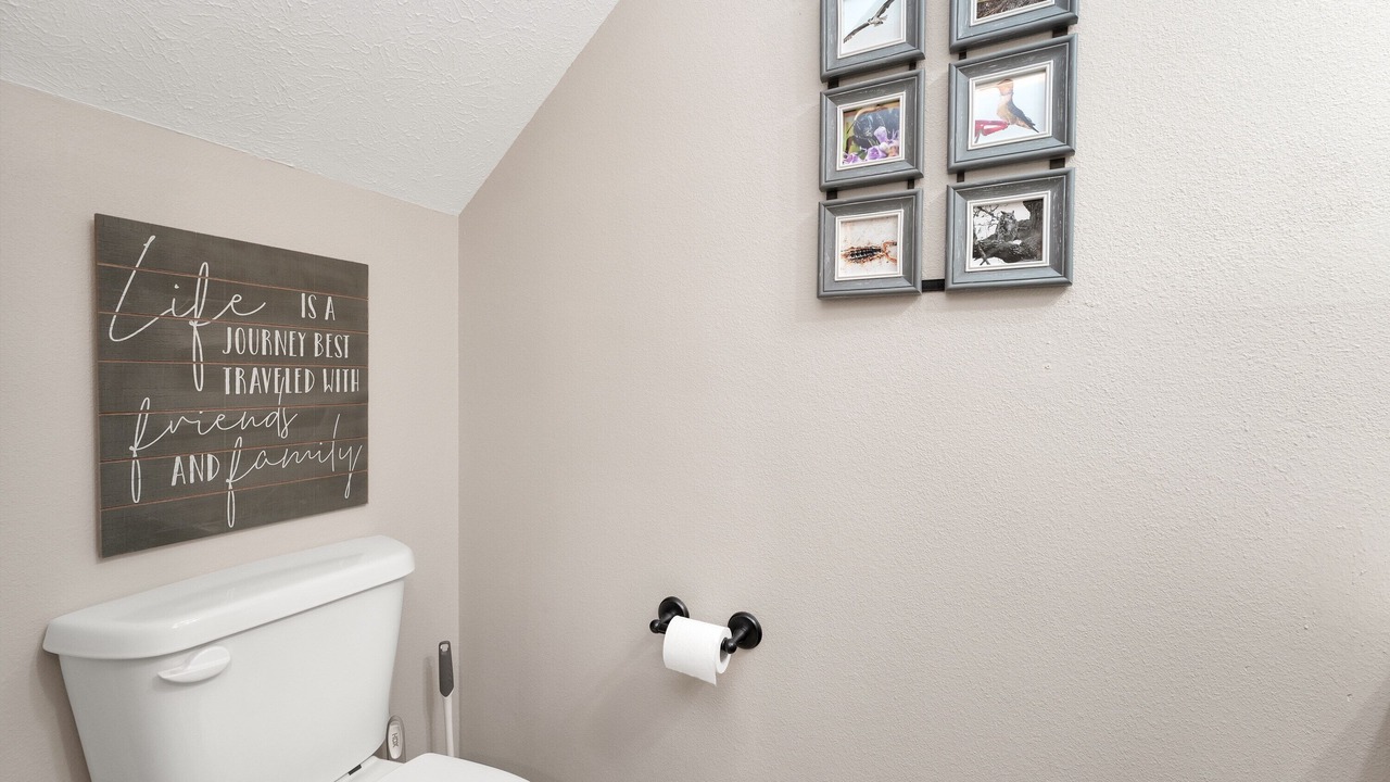 Photo of Bathroom in Reeds Spring