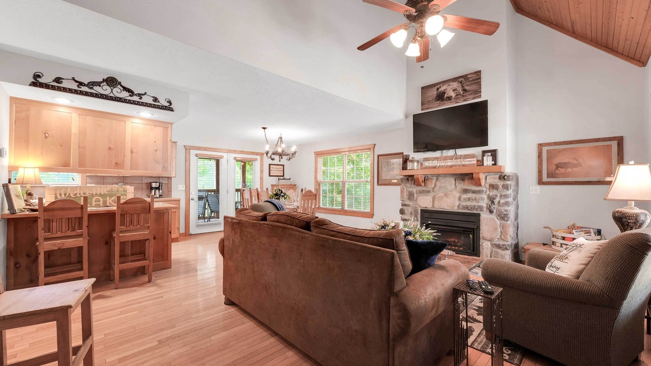 Photo of Livingroom in Reeds Spring