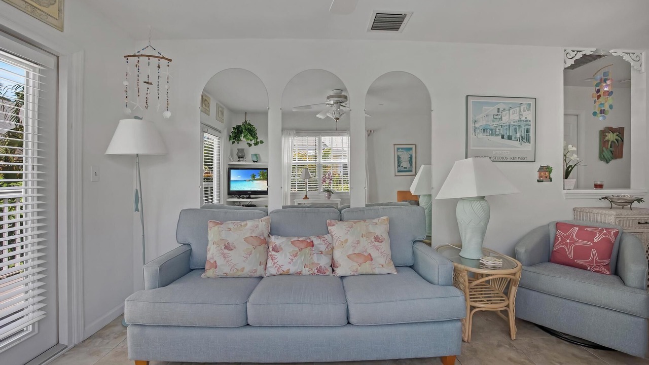 Photo of Livingroom in Truman Annex