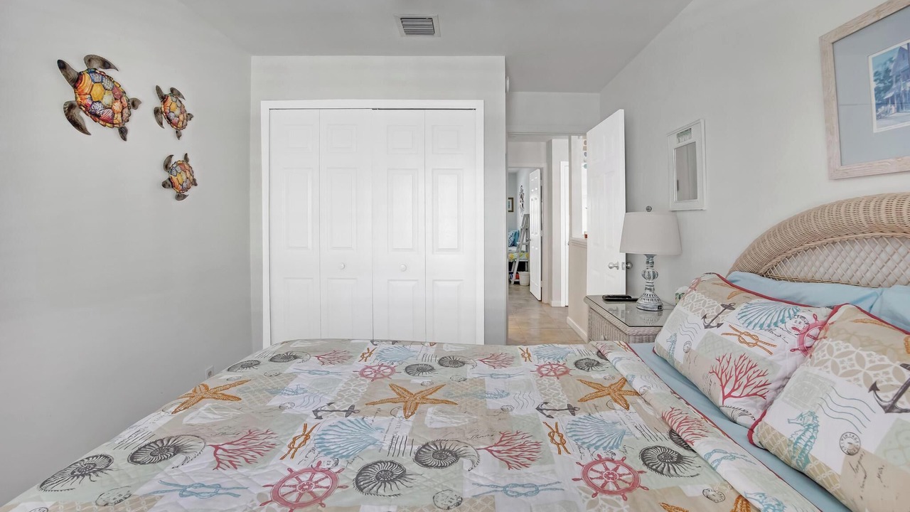 Photo of Bedroom in Truman Annex