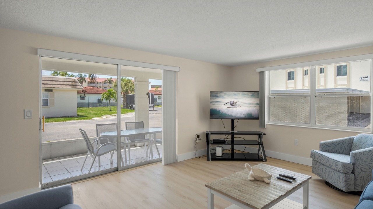 Photo of Livingroom in Siesta Key