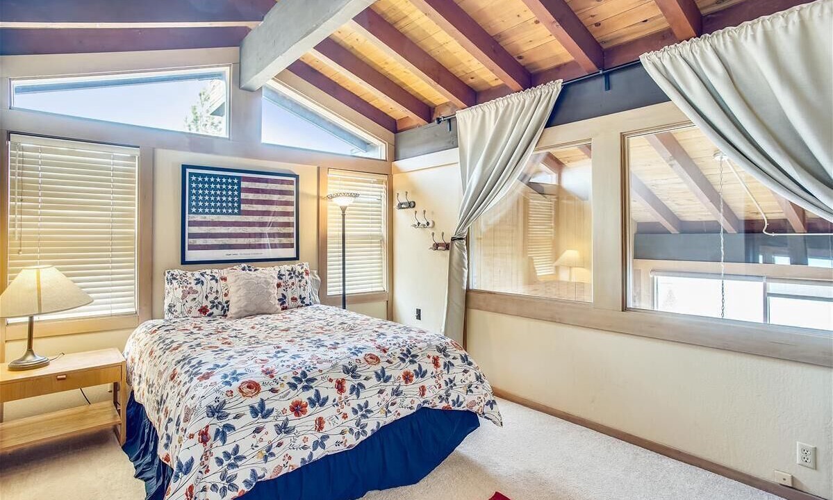 Photo of Bedroom in Tahoe City