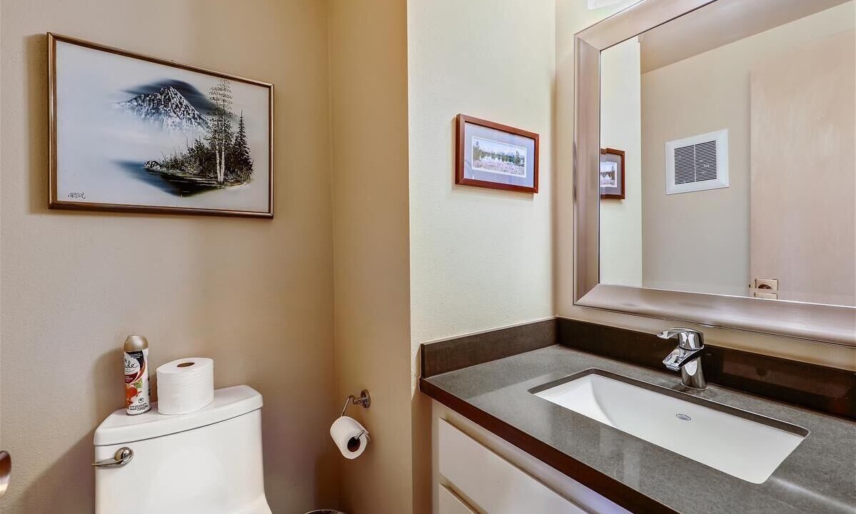 Photo of Bathroom in Tahoe City