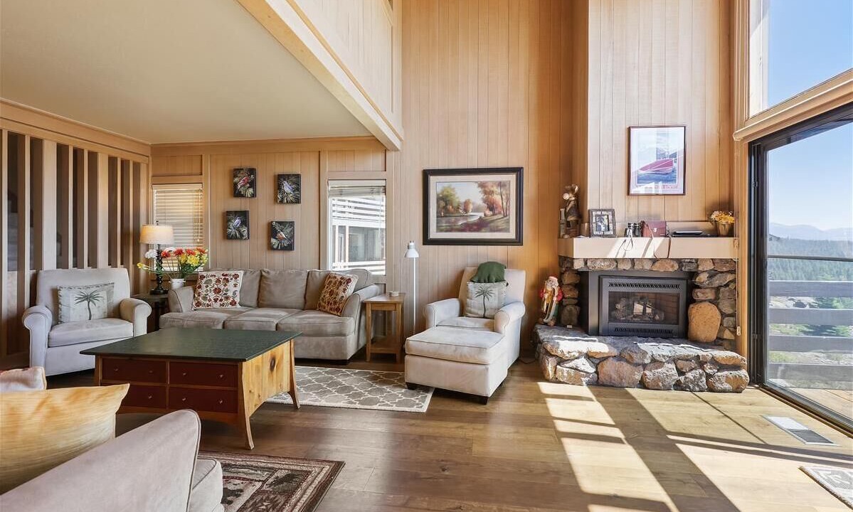 Photo of Livingroom in Tahoe City