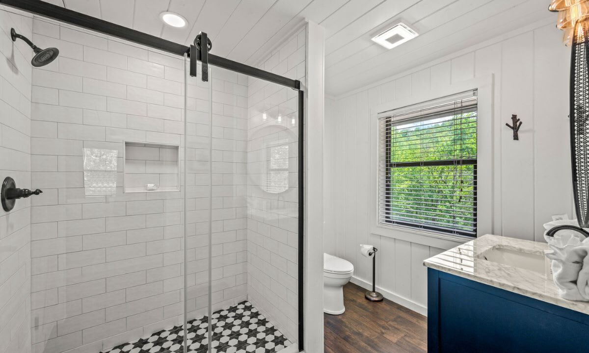 Photo of Bathroom in Chalet Village