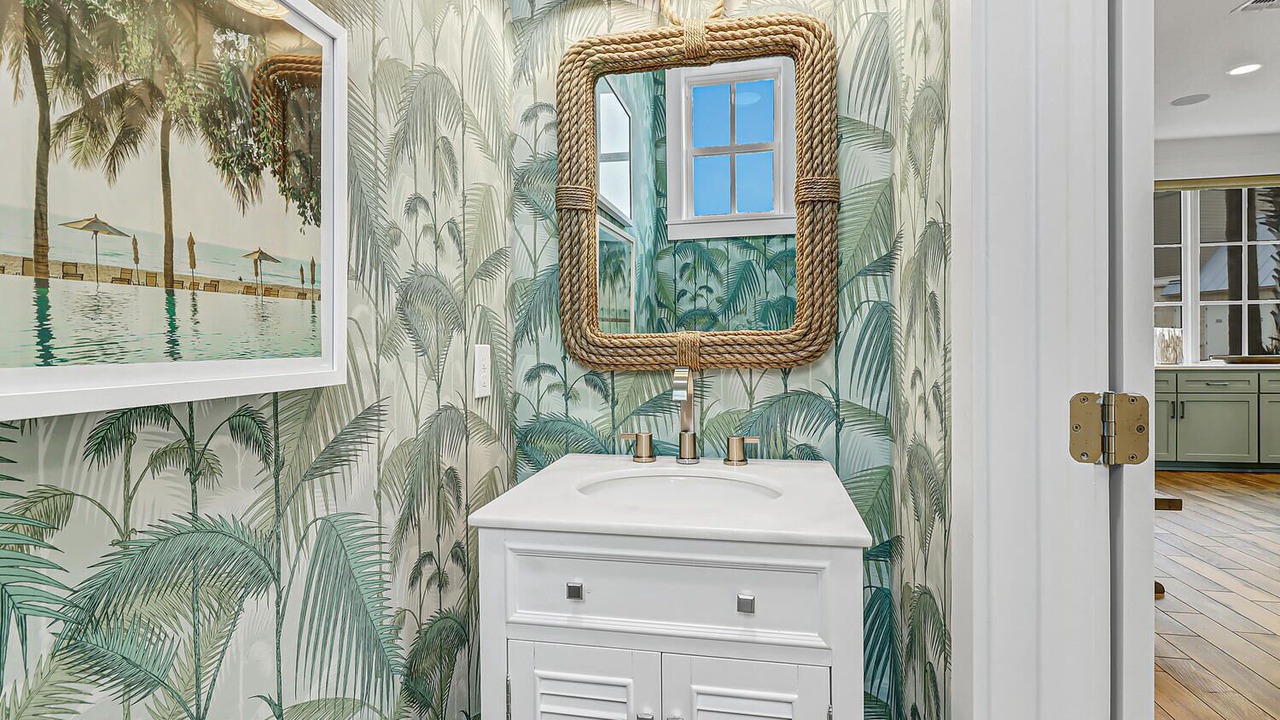 Photo of Bedroom in Cinnamon Shore