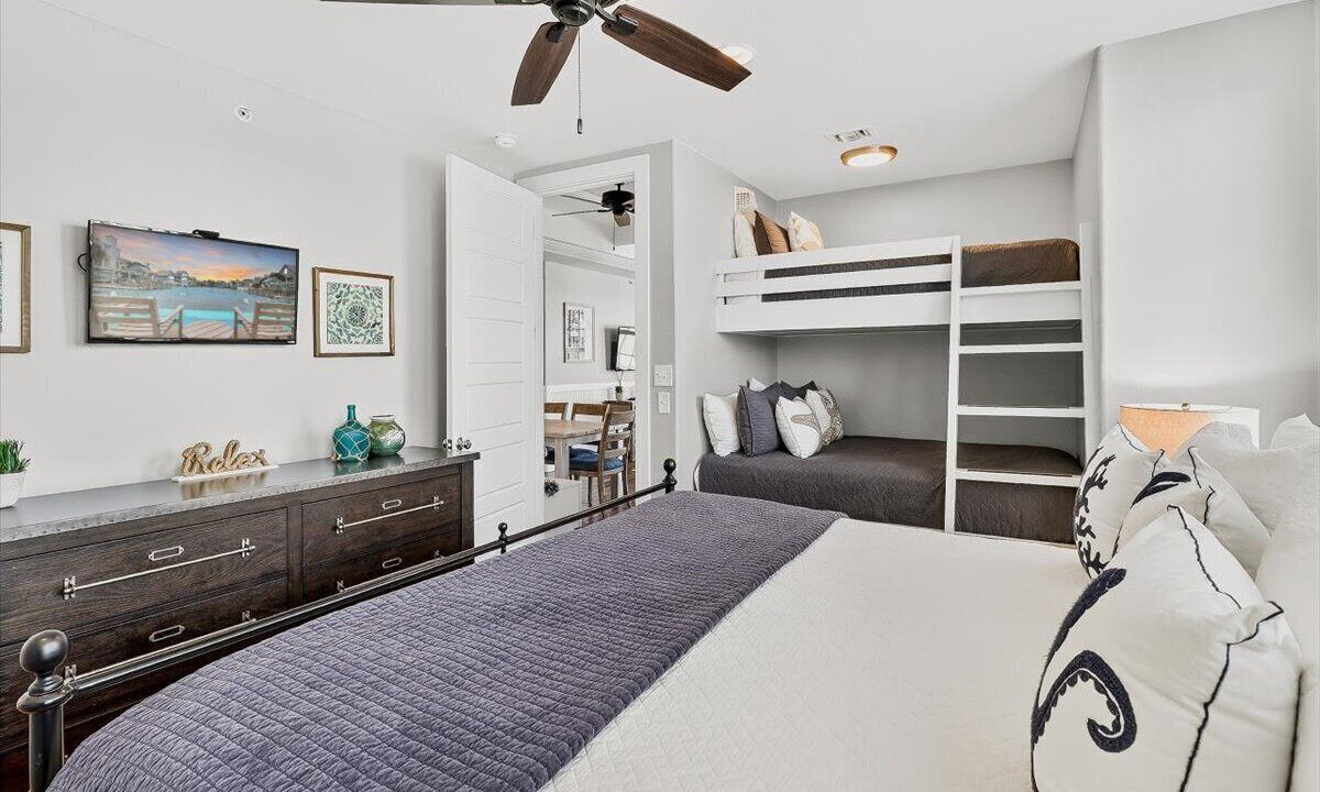 Photo of Bedroom in Cinnamon Shore