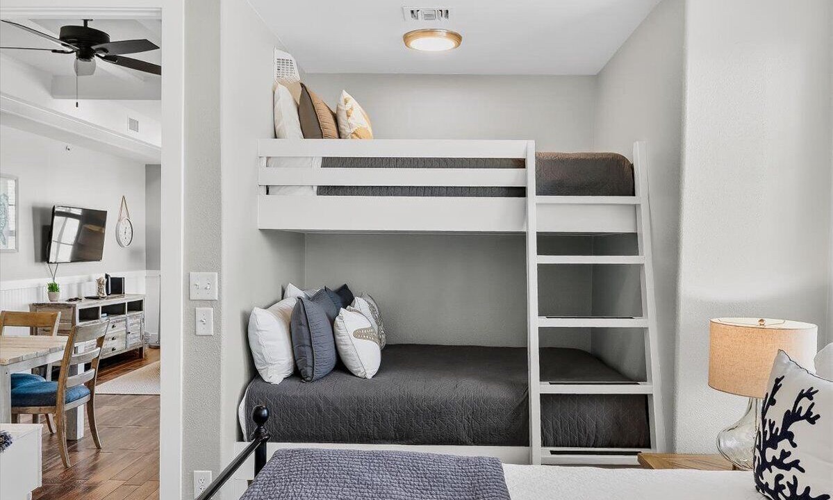 Photo of Bedroom in Cinnamon Shore