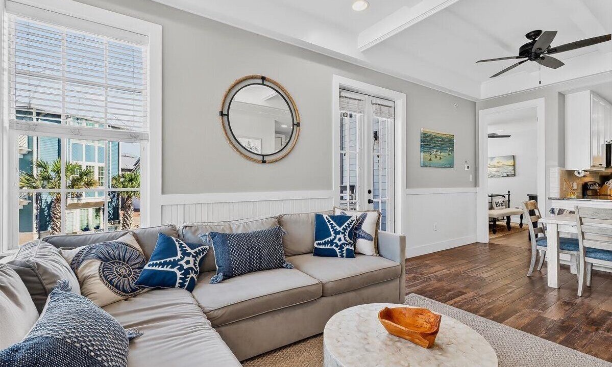 Photo of Livingroom in Cinnamon Shore