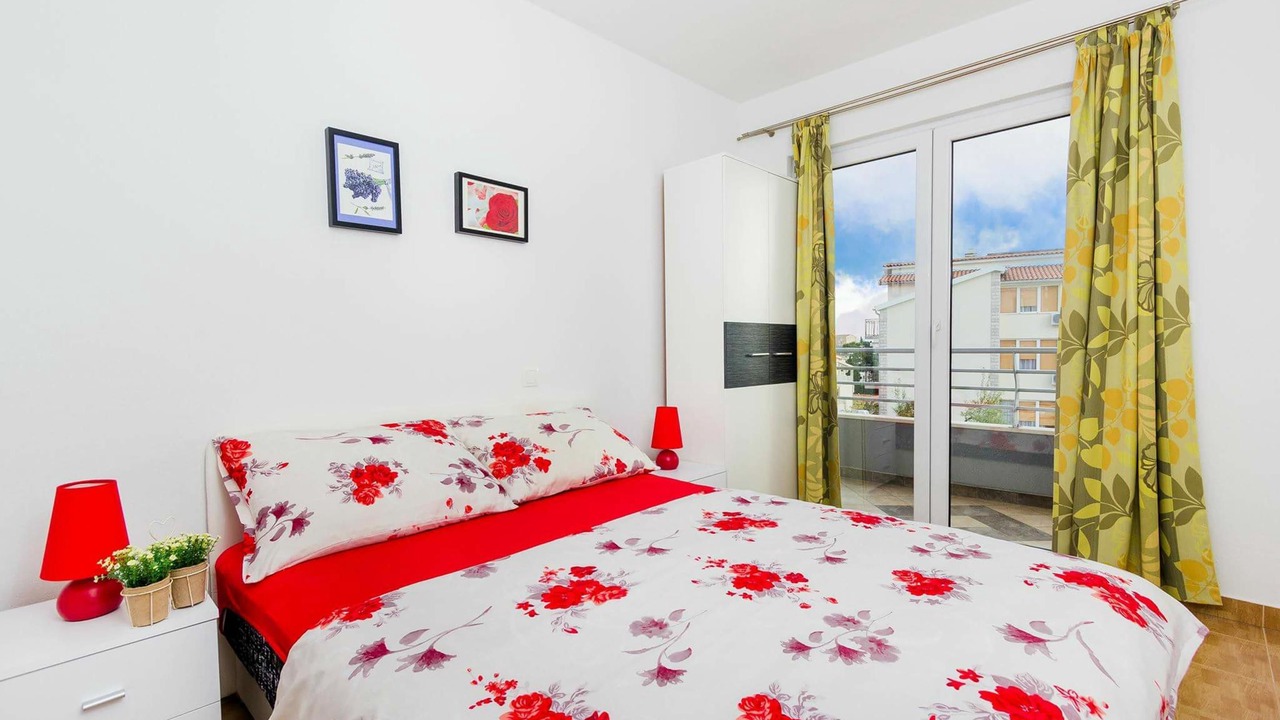 Photo of Bedroom in Promajna