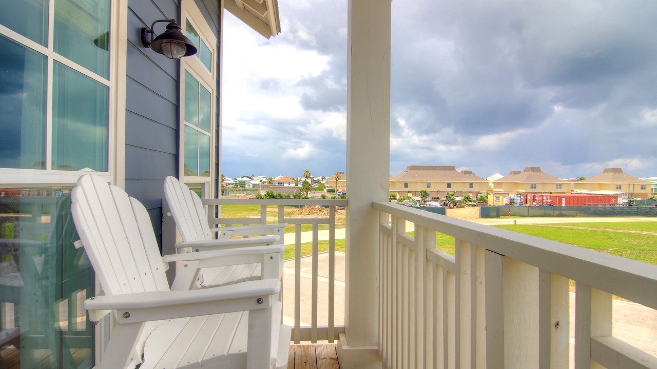 Photo of Patio Balcony in Cinnamon Shore