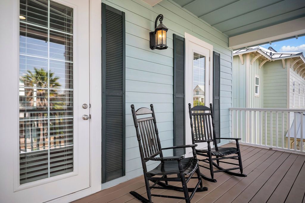 Photo of Patio Balcony in Cinnamon Shore