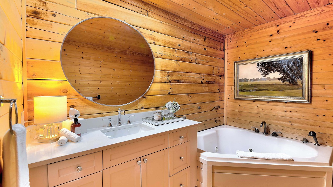 Photo of Bathroom in Kedron