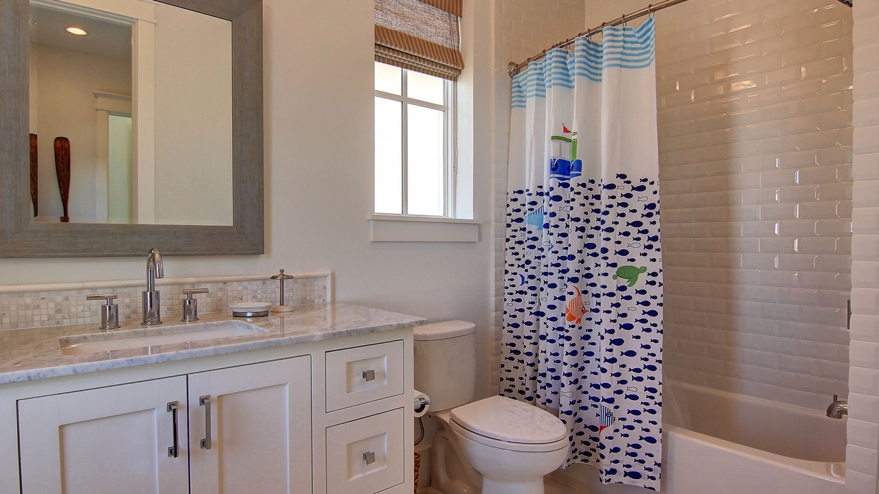 Photo of Bathroom in Cinnamon Shore