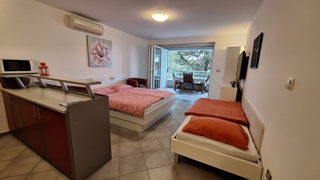 Photo of Bedroom in Punat