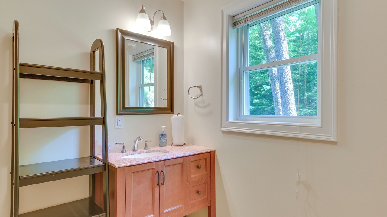 Photo of Bathroom in Town of Webb