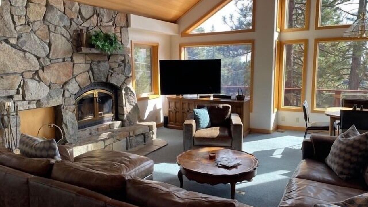 Photo of Livingroom in Lake Forest