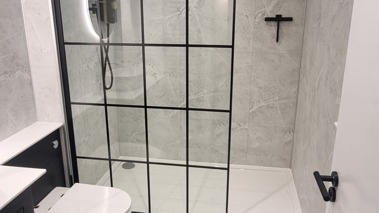 Photo of Bathroom in Tenby