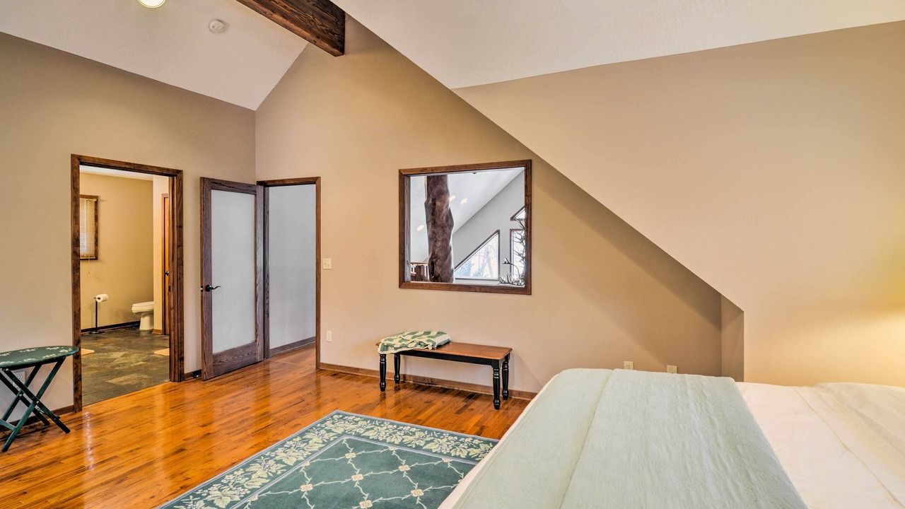 Photo of Bedroom in Higgins Lake