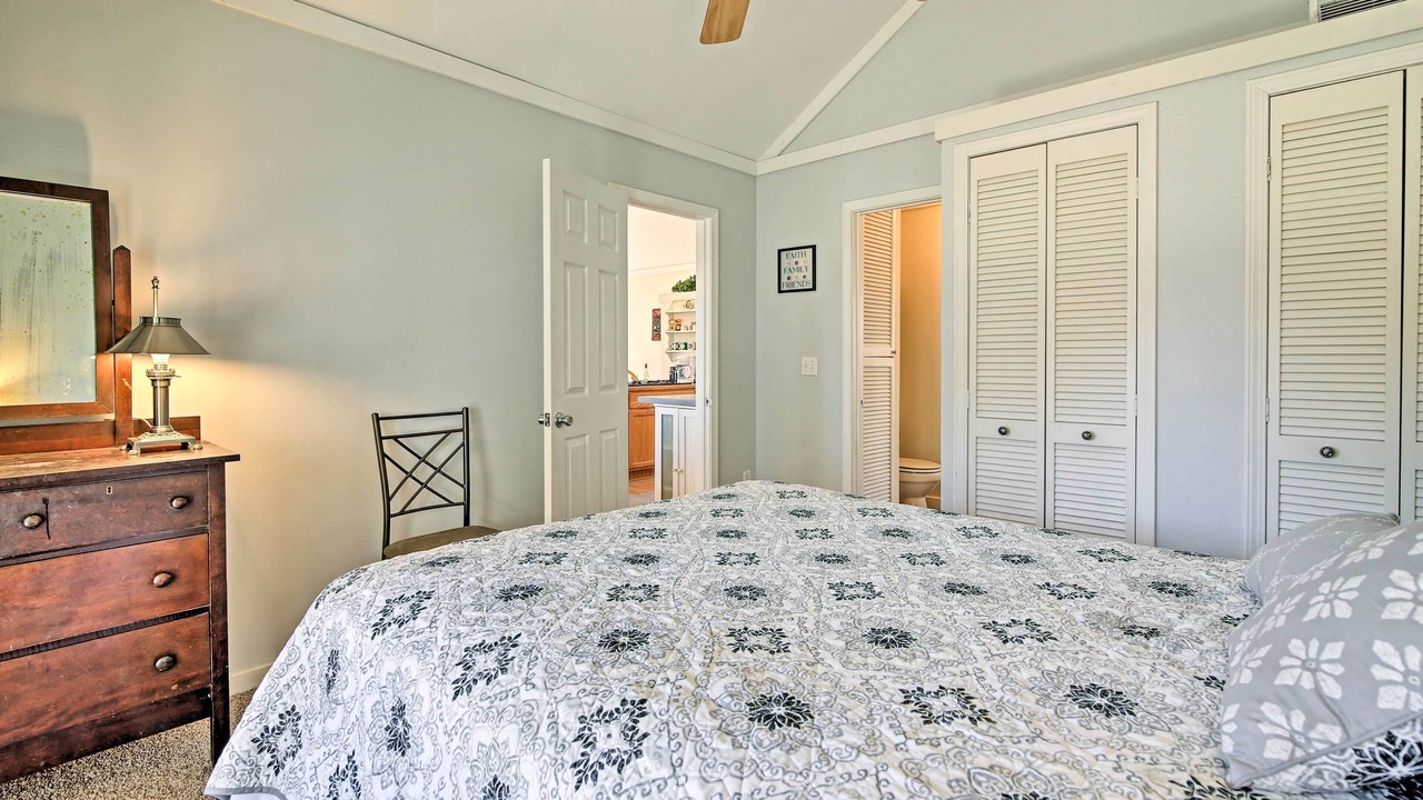 Photo of Bedroom in Stecoah