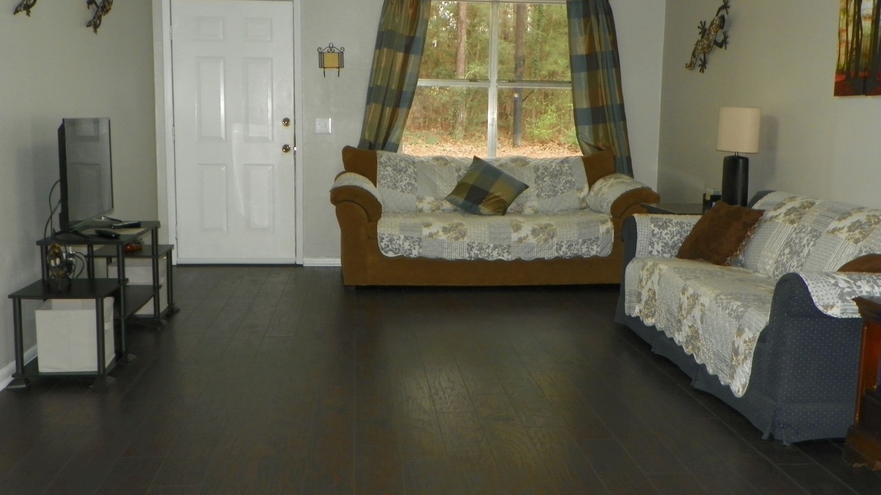 Photo of Livingroom in Zavalla
