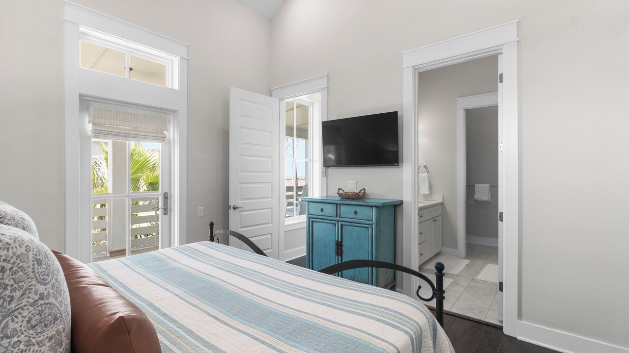 Photo of Bedroom in Cinnamon Shore