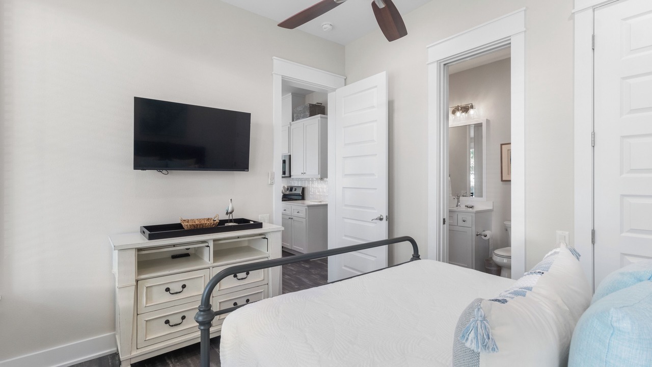 Photo of Bedroom in Cinnamon Shore