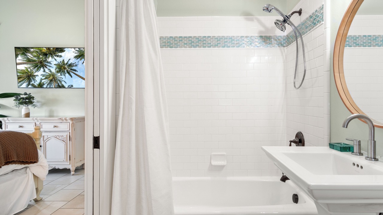 Photo of Bathroom in Cinnamon Shore
