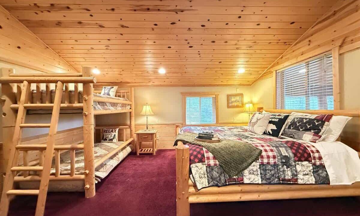 Photo of Others in Island Park