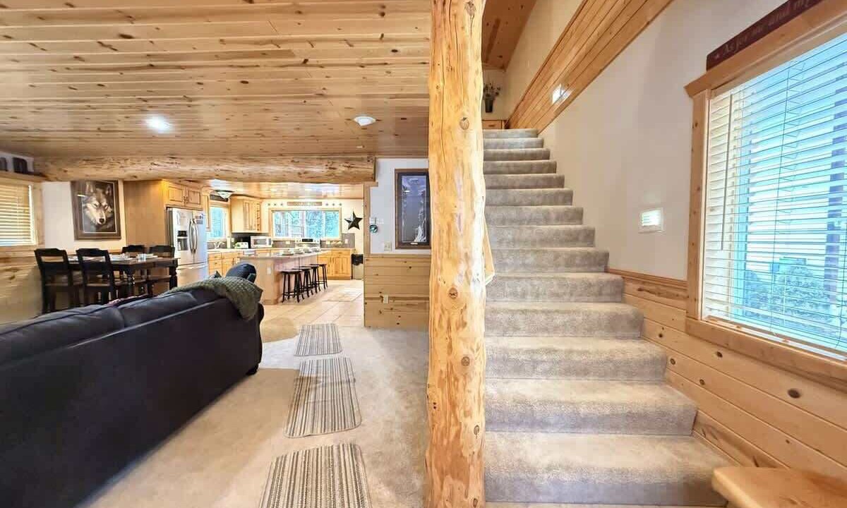 Photo of Bedroom in Island Park