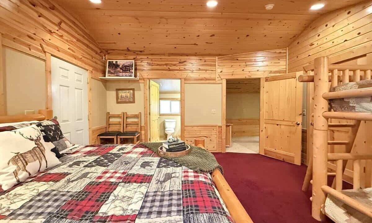 Photo of Others in Island Park