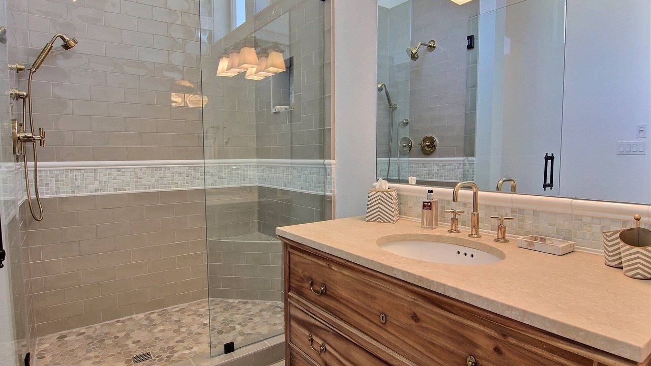 Photo of Bathroom in Cinnamon Shore