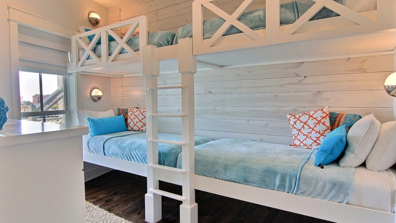 Photo of Bedroom in Cinnamon Shore