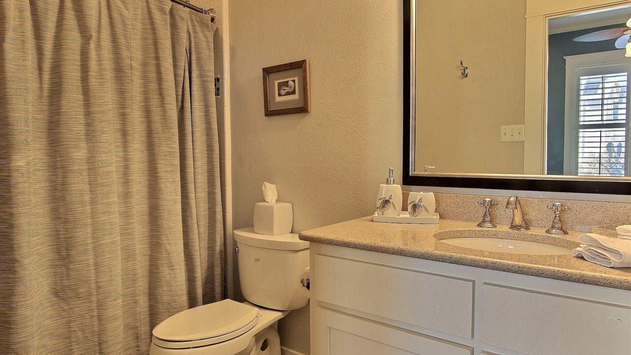 Photo of Bathroom in Cinnamon Shore