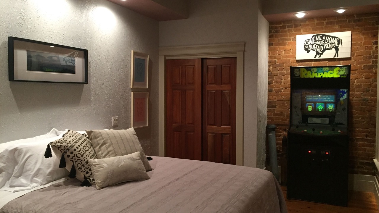 Photo of Bedroom in Eureka Springs Historic District