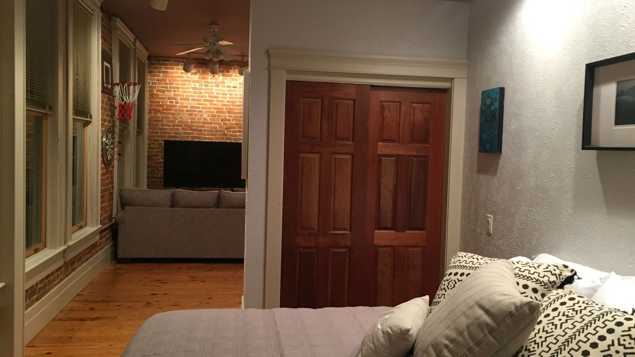 Photo of Bedroom in Eureka Springs Historic District