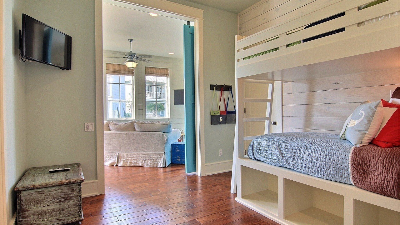 Photo of Bedroom in Cinnamon Shore