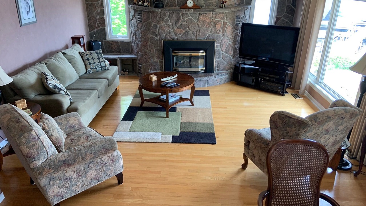 Photo of Livingroom in Byng Inlet