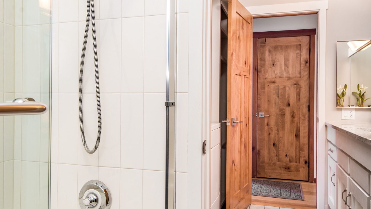Photo of Bathroom in Moose Wilson Road