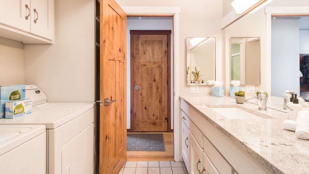 Photo of Bathroom in Moose Wilson Road