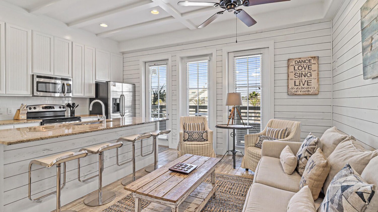Photo of Patio Balcony in Cinnamon Shore