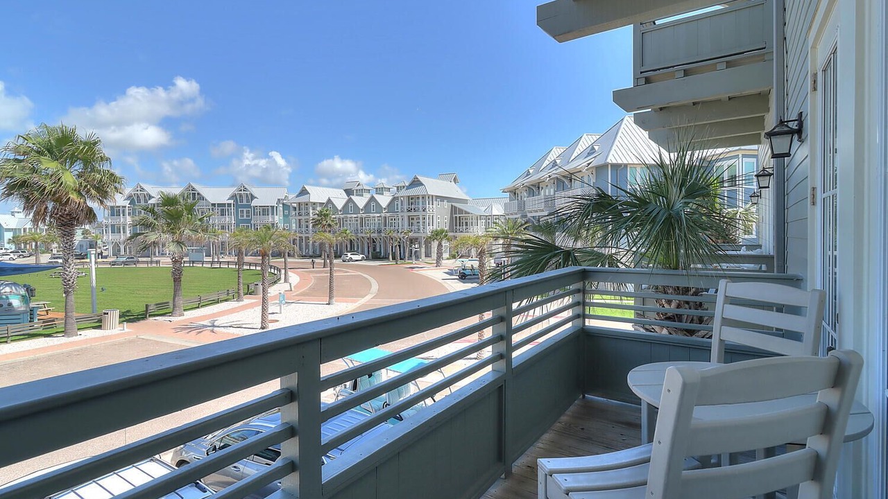 Photo of Patio Balcony in Cinnamon Shore